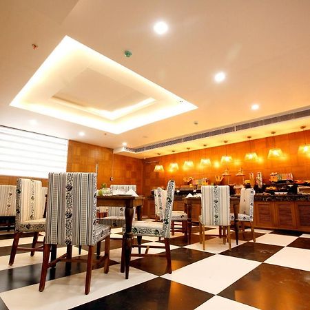 Hotel The Fern Residency Noida Exteriér fotografie