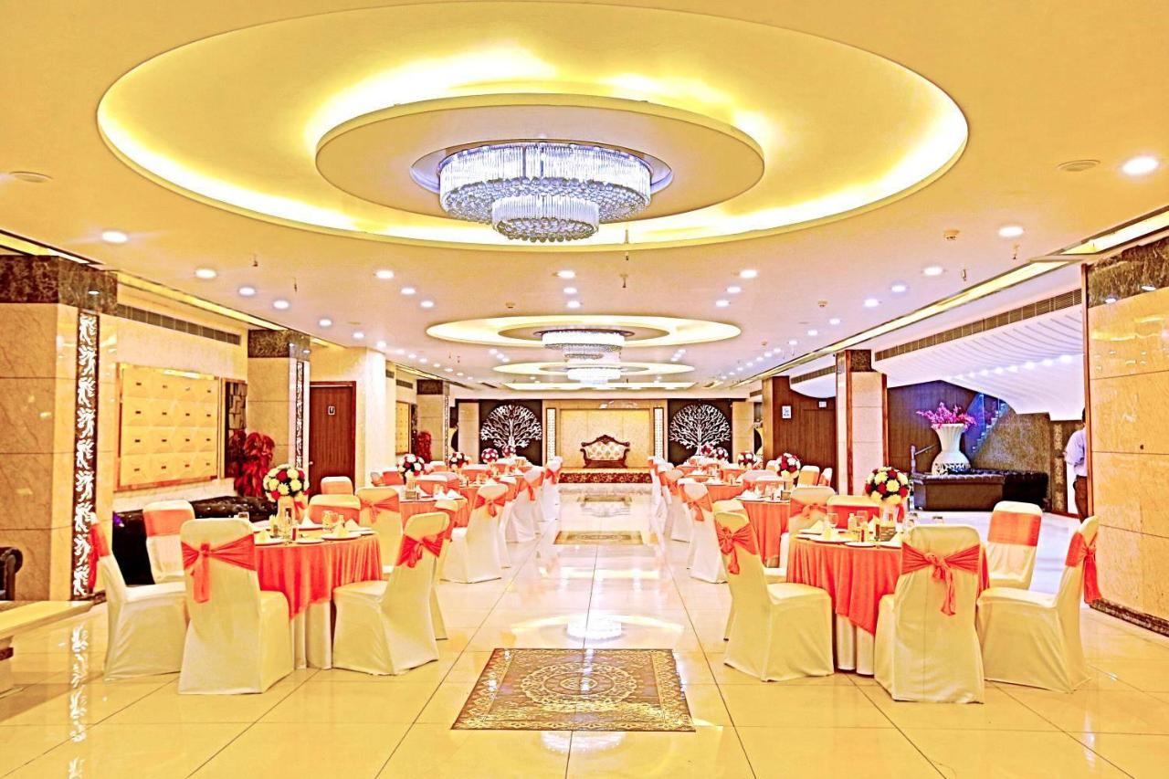 Hotel The Fern Residency Noida Exteriér fotografie