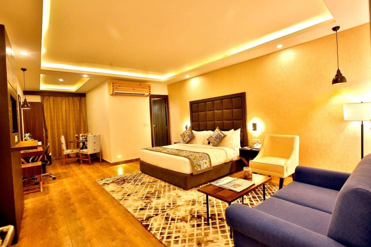 Hotel The Fern Residency Noida Exteriér fotografie